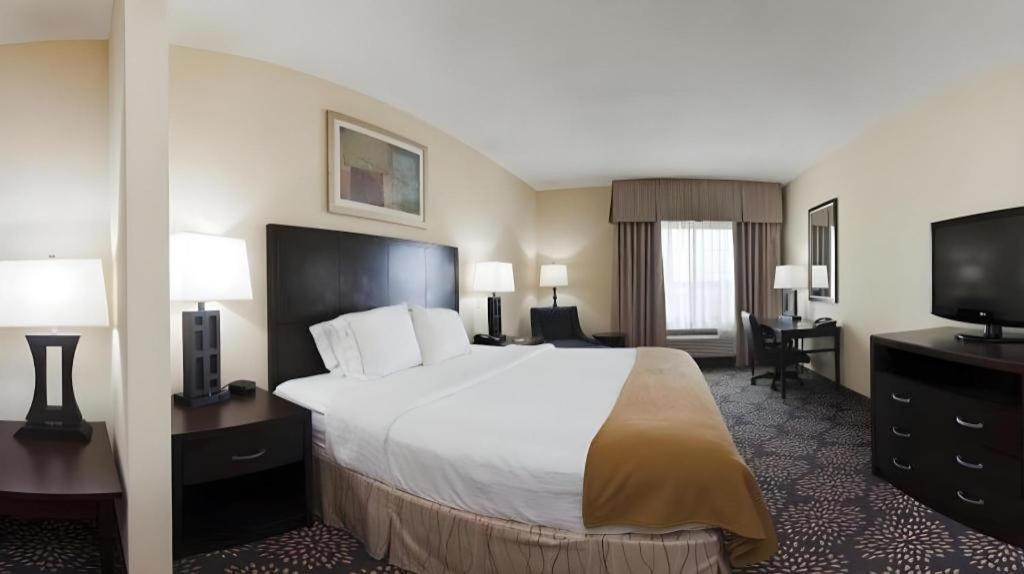 Holiday Inn Express Hotel & Suites Grand Island By Ihg Exterior foto